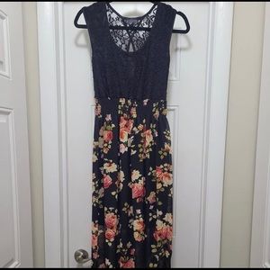 Beautiful Floral Maxi Dress